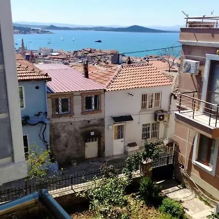 Deniz Manzarali Mustakil Ev Aybalik Сasa de vacaciones Ayvalı